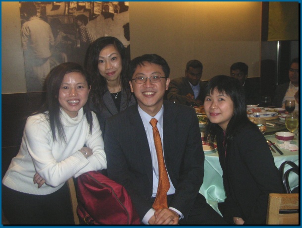 602x451 pixels (93K)